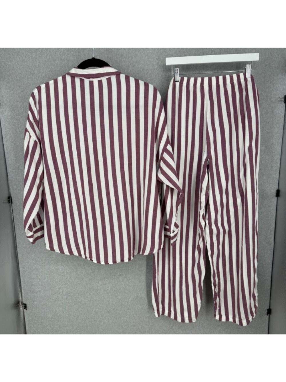 Victorias Secret Striped Pajama Shirt and Pant Set Size XL Purple White Soft - Picture 2 of 16